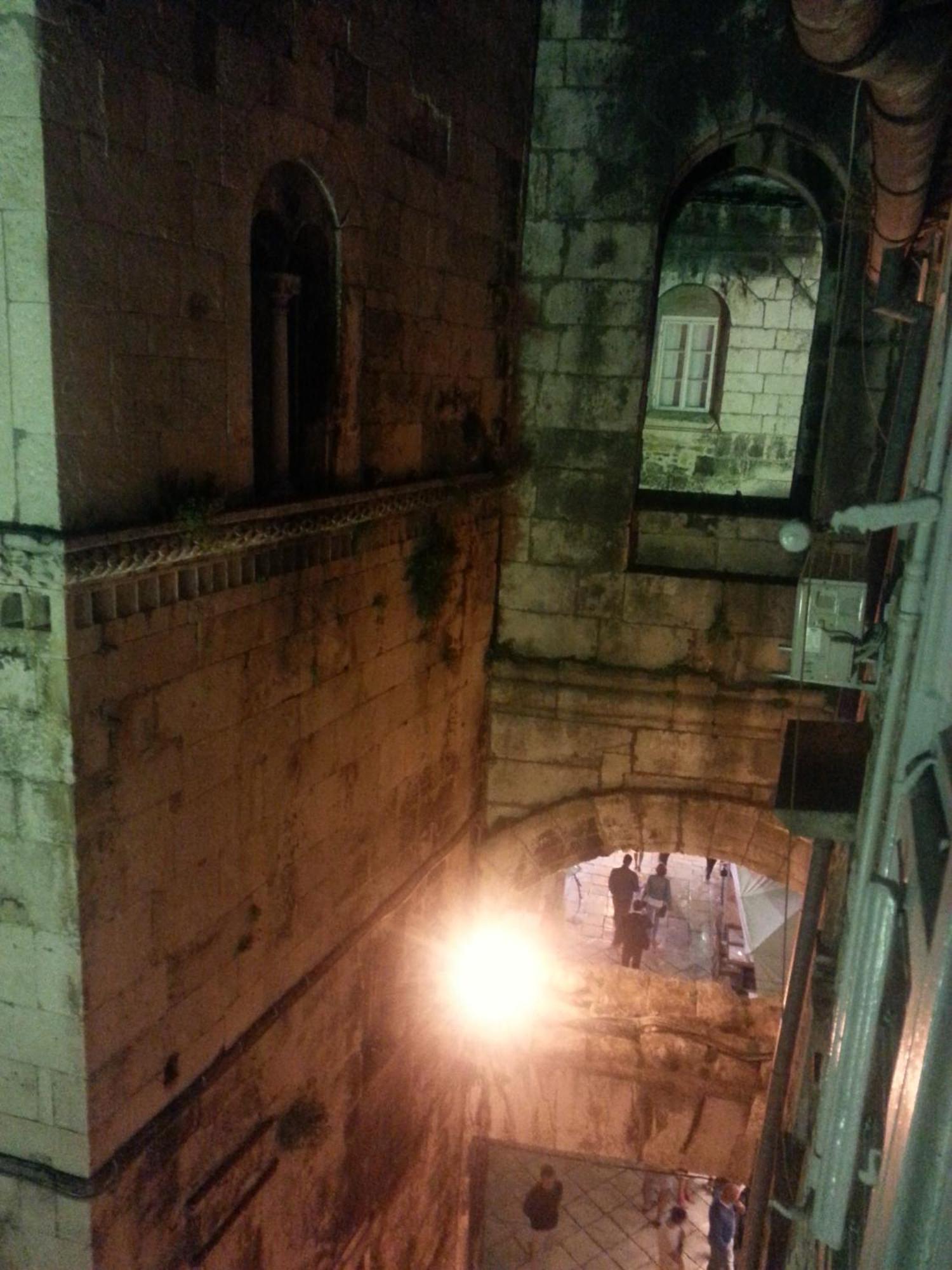 Private Apartments In Diocletians Palace Split Ruang foto