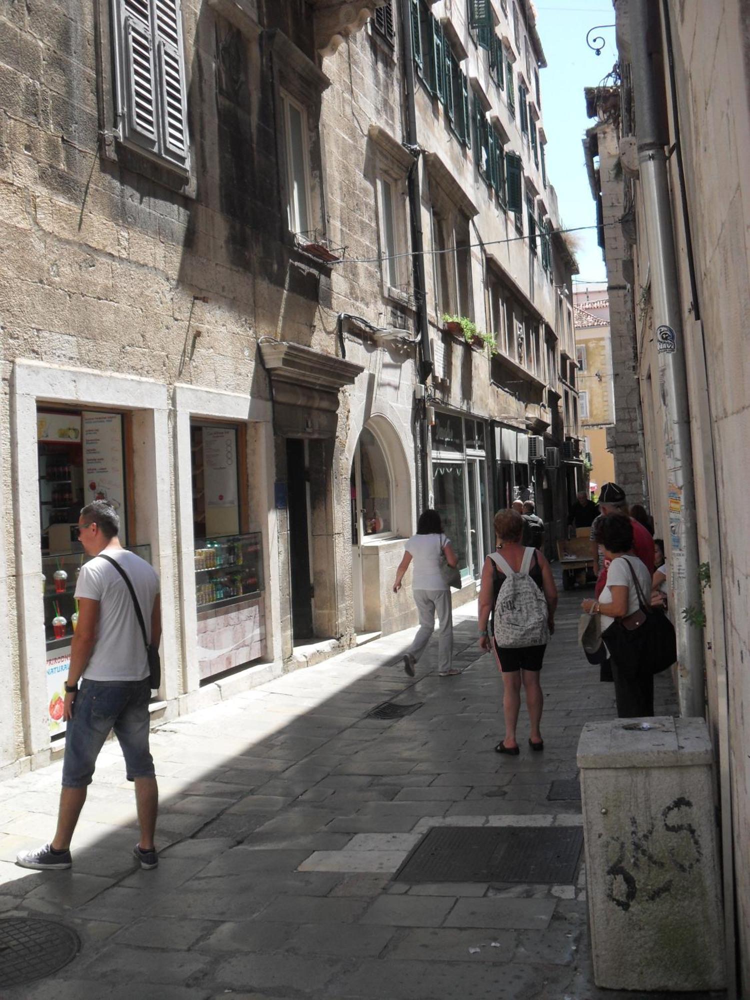Private Apartments In Diocletians Palace Split Ruang foto