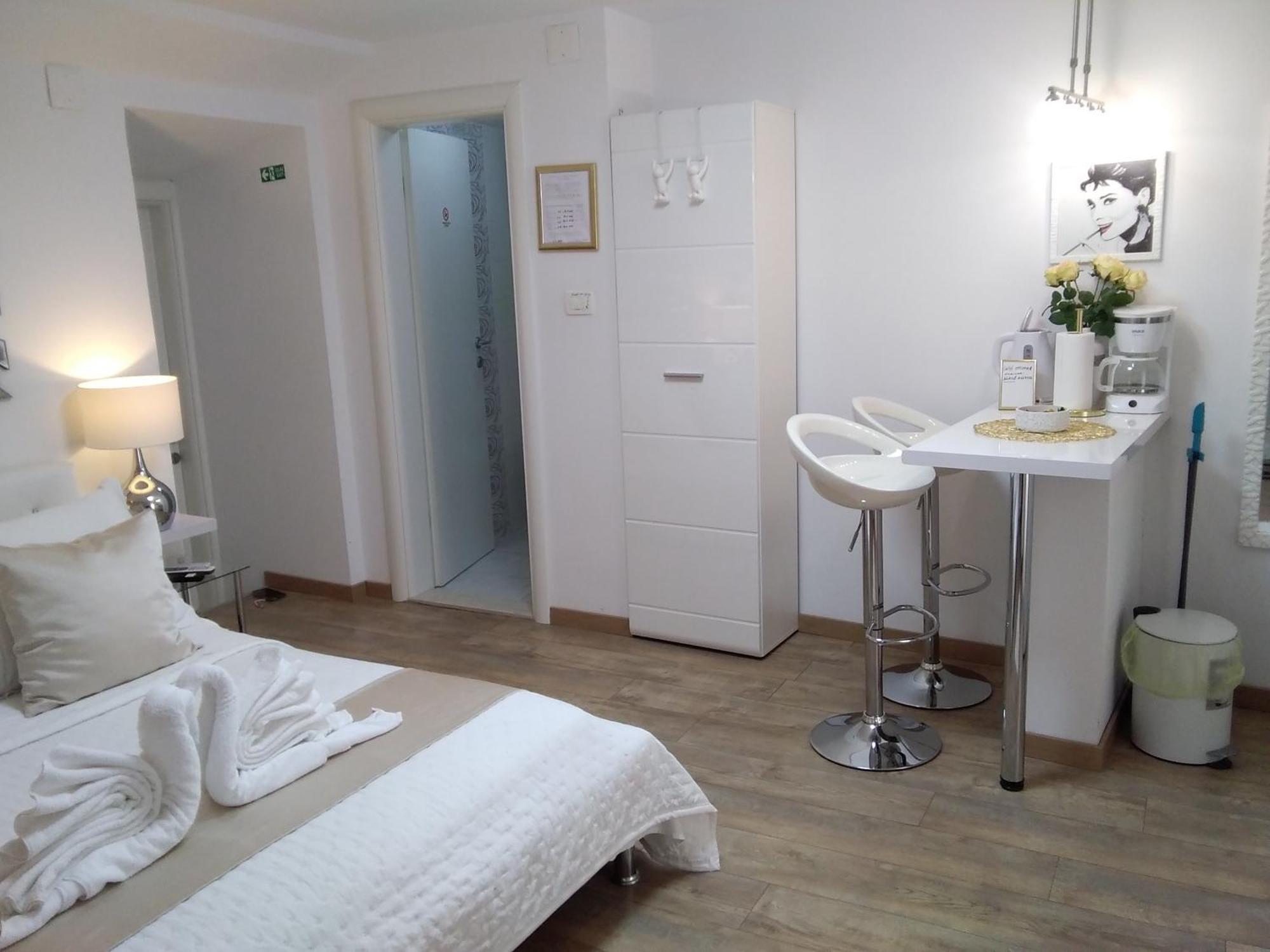 Private Apartments In Diocletians Palace Split Bagian luar foto