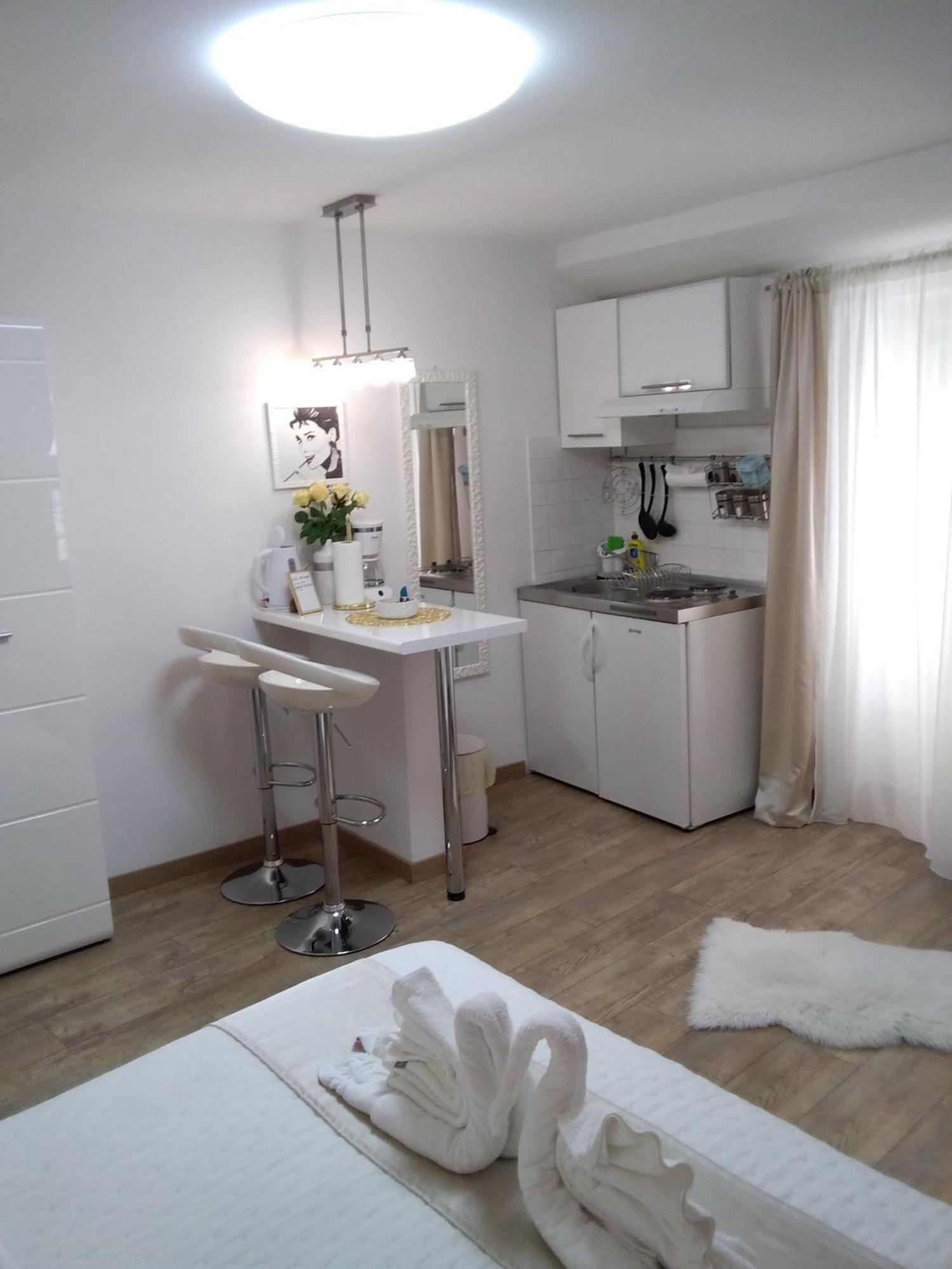 Private Apartments In Diocletians Palace Split Bagian luar foto